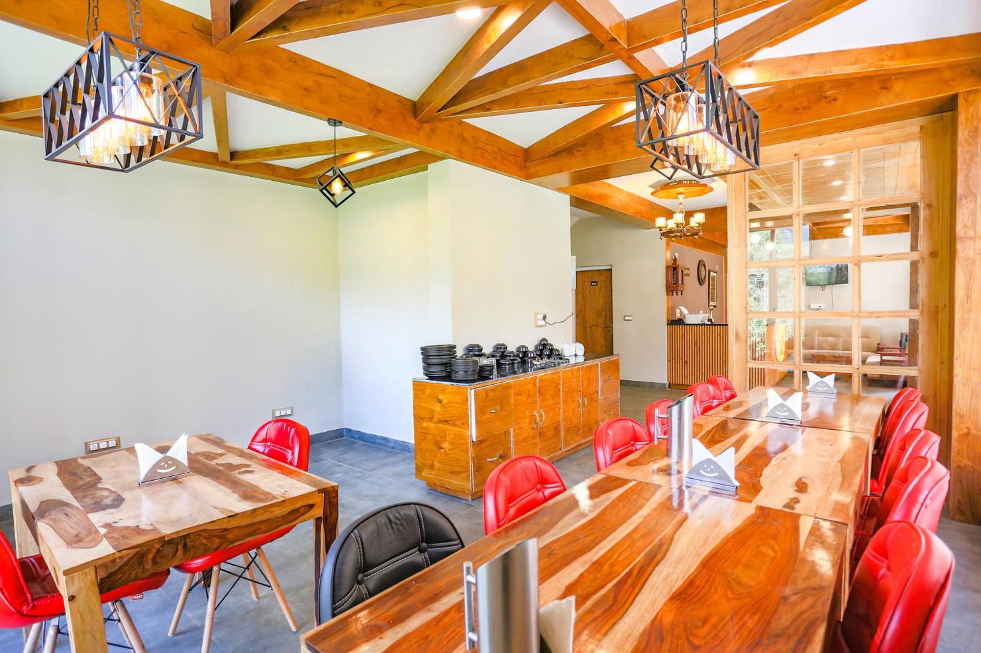 Fabhotel Outhills Manāli エクステリア 写真