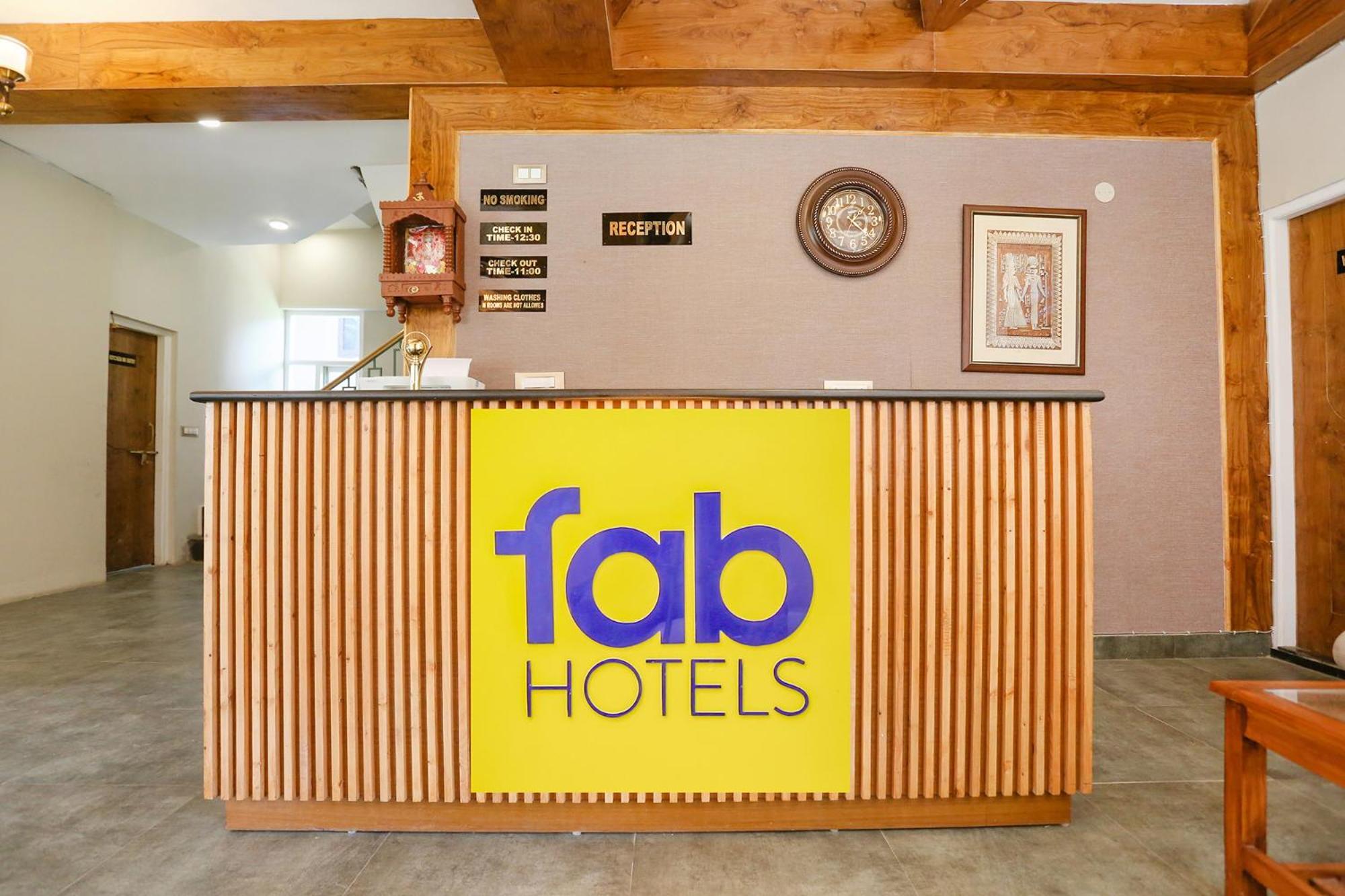 Fabhotel Outhills Manāli エクステリア 写真